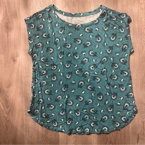 Loft Short Sleeve Soft Patterned Sleeve Tee Shirt